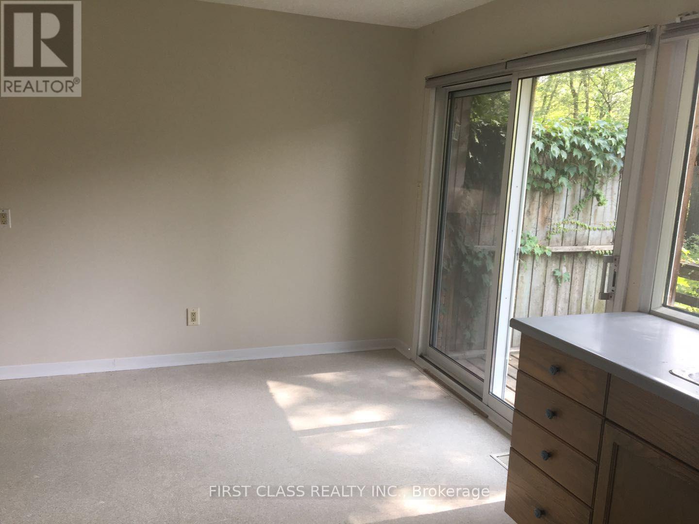 2113 Glenforest Crescent, Oakville, Ontario  L6J 2G5 - Photo 7 - W14034808