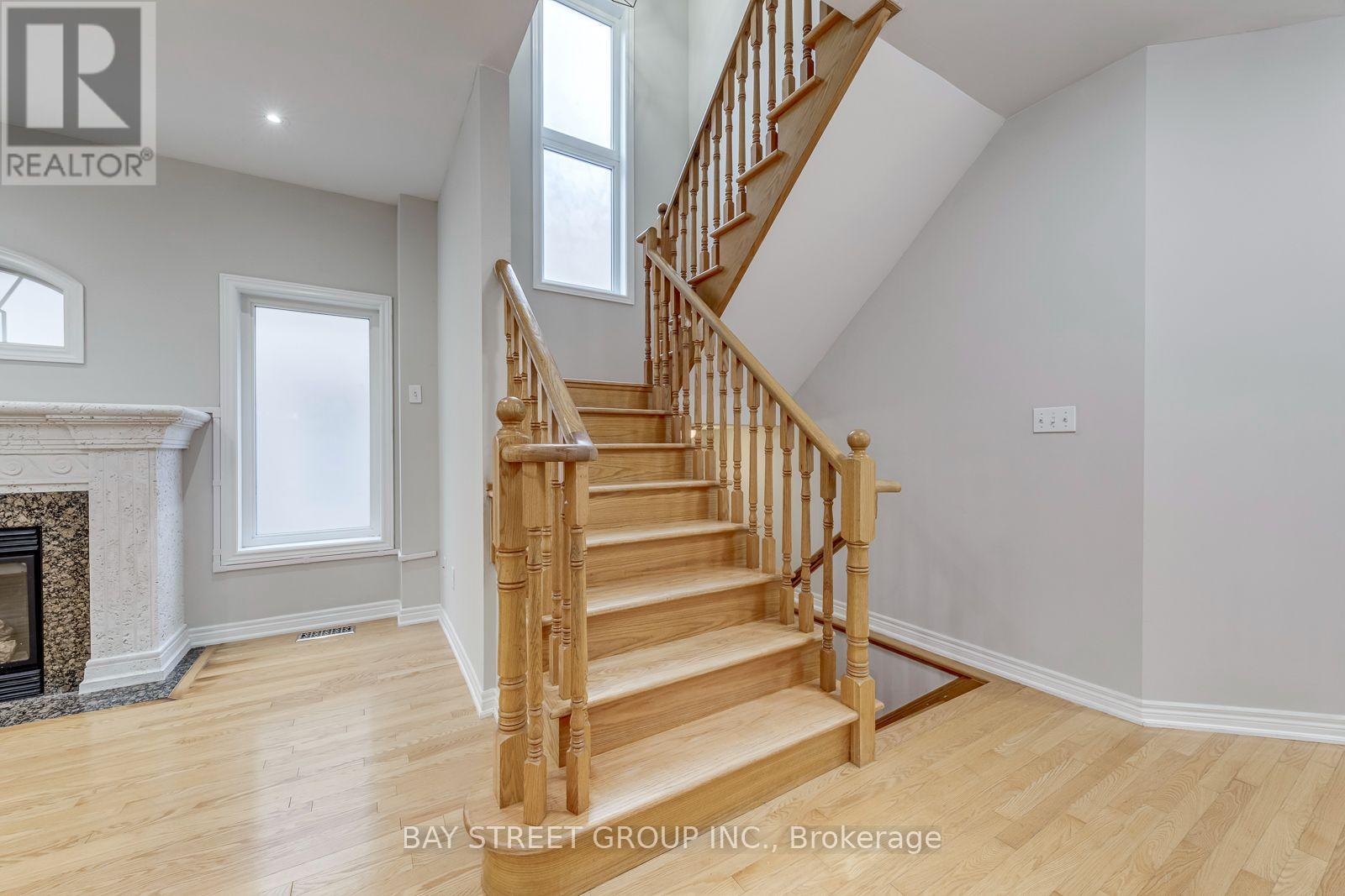 2455 Felhaber Crescent, Oakville, Ontario  L6H 7N8 - Photo 24 - W14034810