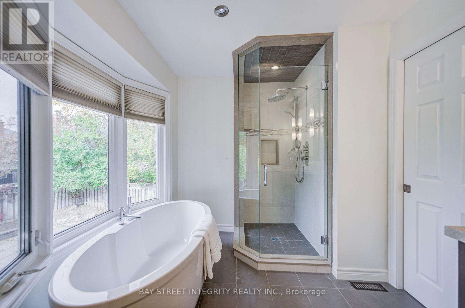 1341 Old English Lane, Oakville, Ontario  L6M 2P9 - Photo 28 - W14034814