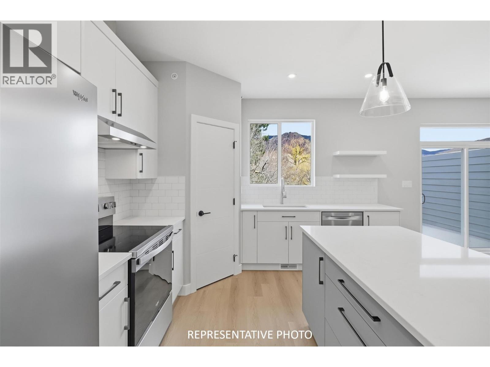 5878 Dallas Drive, Kamloops, British Columbia  V2C 4X2 - Photo 12 - 10403632