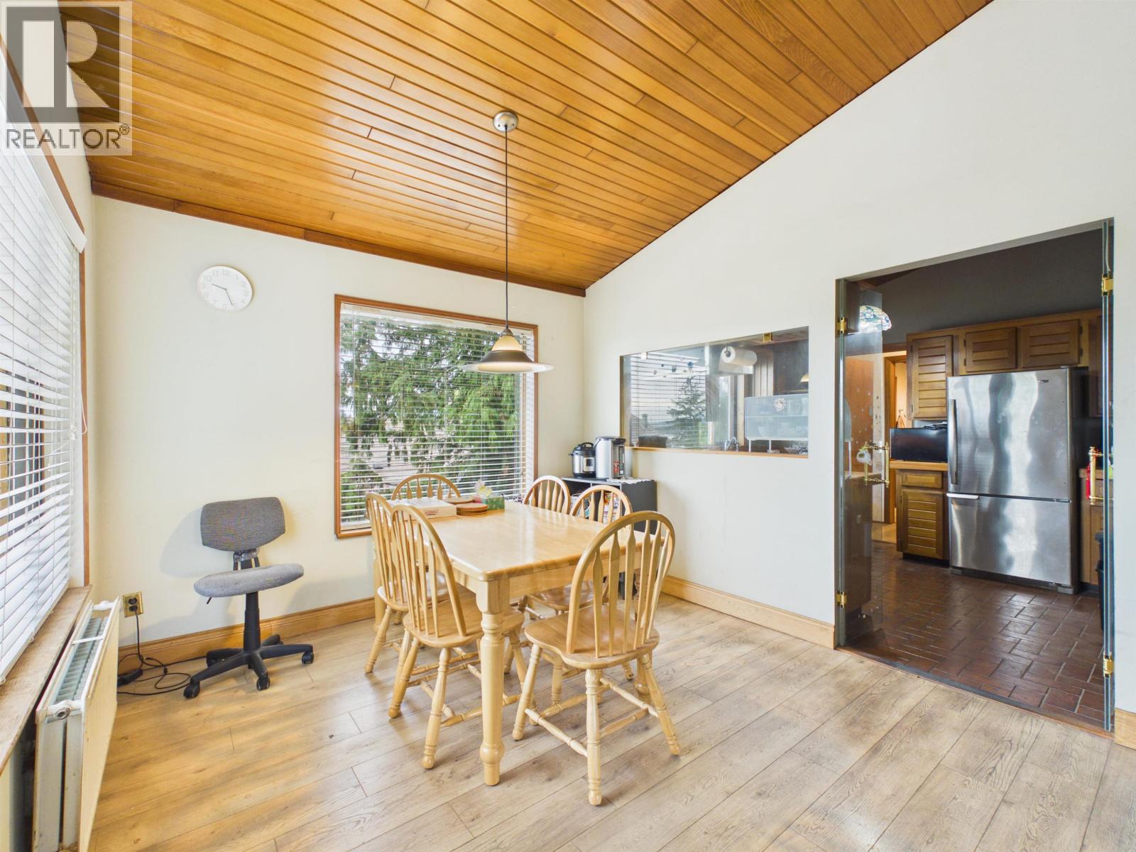 2035 Craigen Avenue, Coquitlam, British Columbia  V3K 1W4 - Photo 10 - R3174457