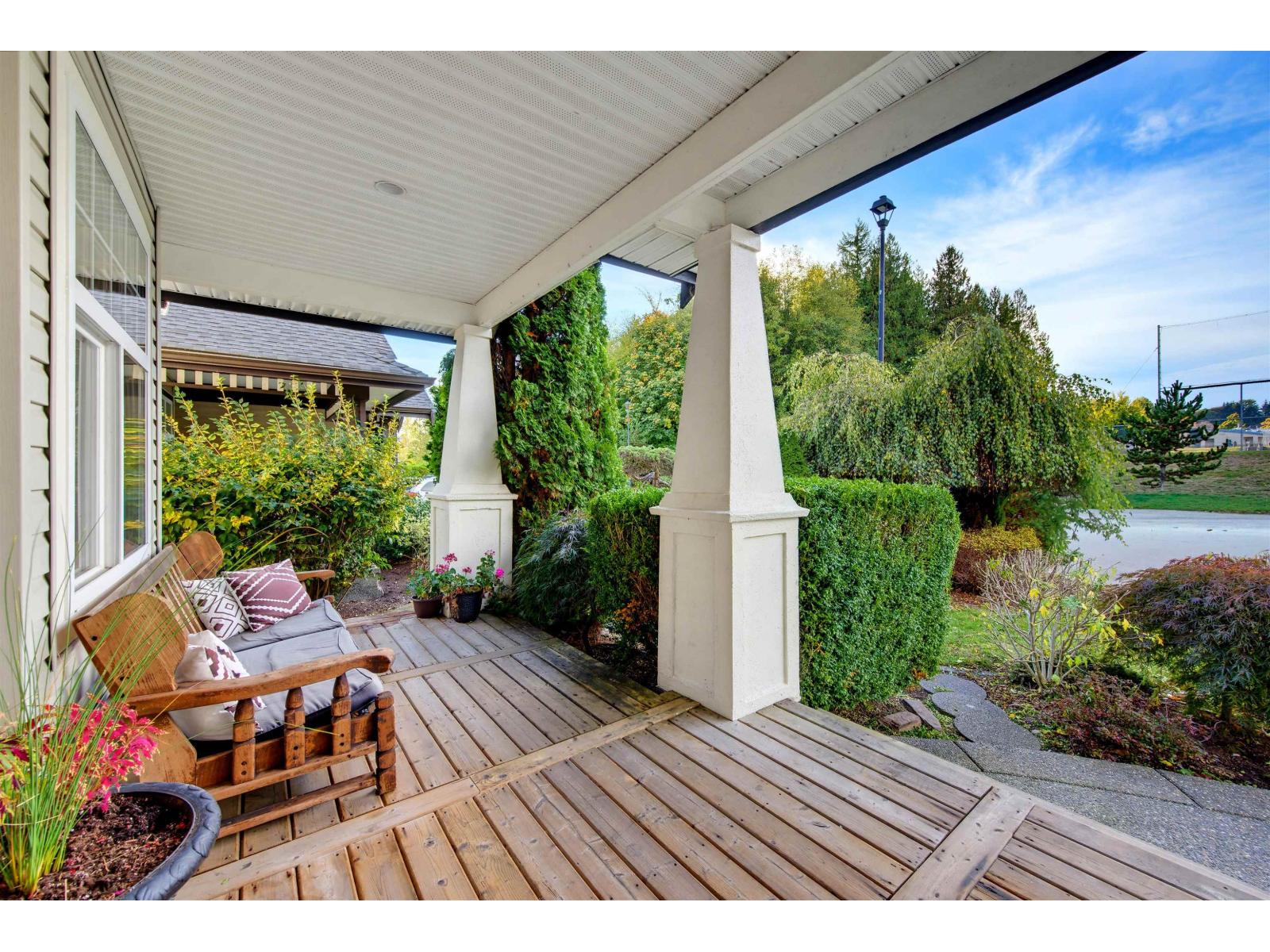 8256 170 Street, Surrey, British Columbia  V4N 4V2 - Photo 3 - R3175152