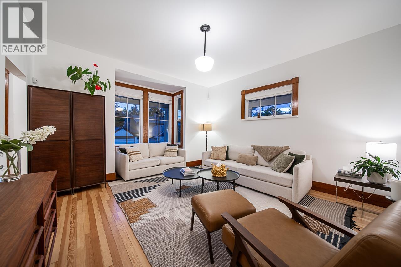 109 Oakland Street, New Westminster, British Columbia  V3L 1P5 - Photo 3 - R3174945