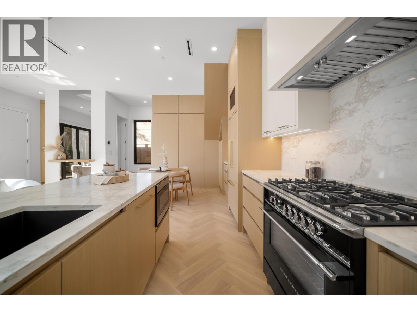 411 W 19th Avenue, Vancouver, British Columbia  V5Y 2B8 - Photo 10 - R3175565