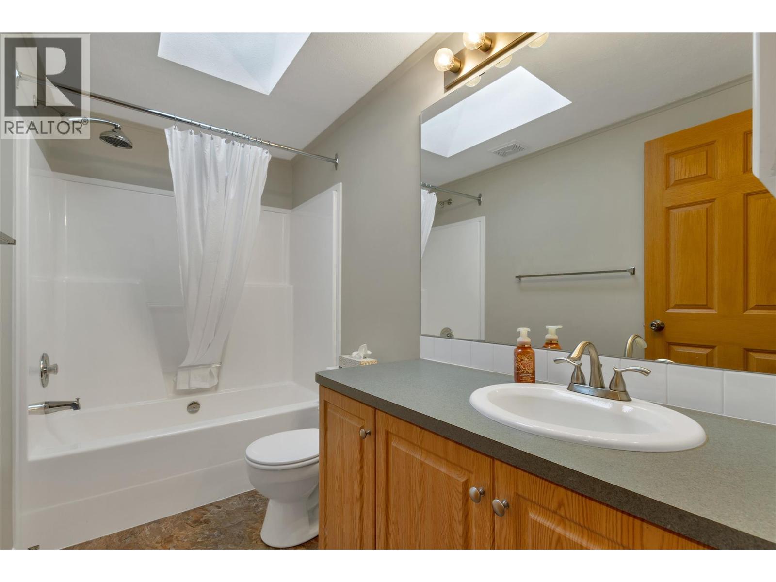 6688 Tronson Road Unit# 114, Vernon, British Columbia  V1H 1R9 - Photo 17 - 10402152