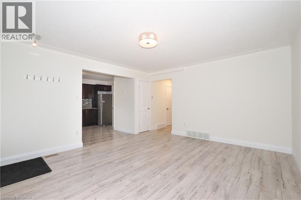 207 Sheldon Avenue N, Kitchener, Ontario  N2H 3M7 - Photo 9 - 40851852