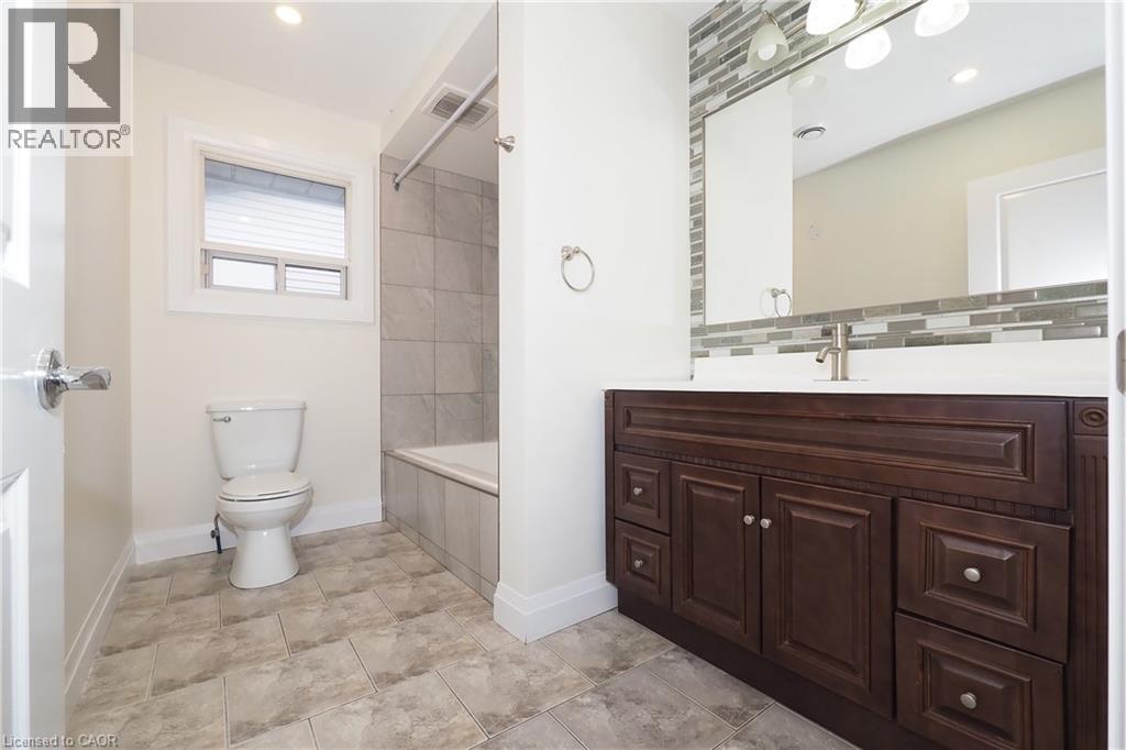207 Sheldon Avenue N, Kitchener, Ontario  N2H 3M7 - Photo 32 - 40851852