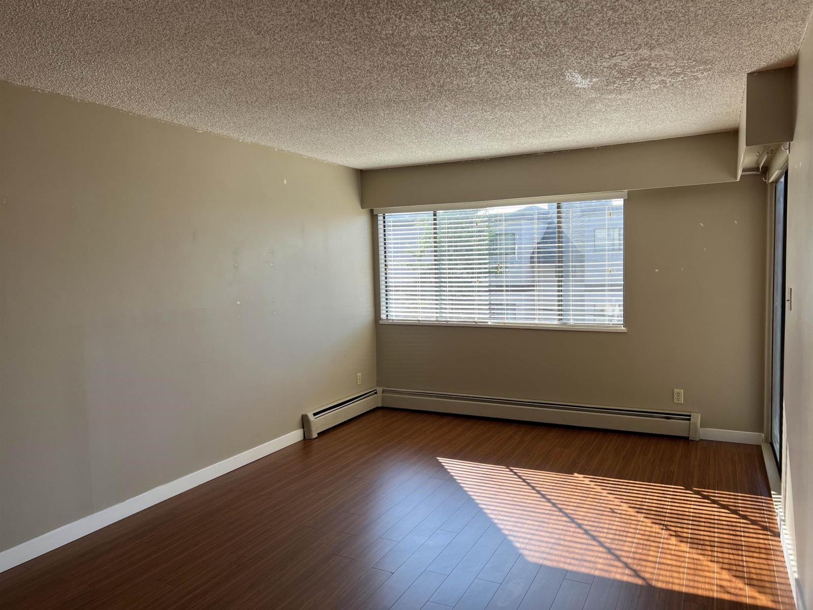 206 1285 Martin Street, White Rock, British Columbia  V4B 3W4 - Photo 4 - R3175617