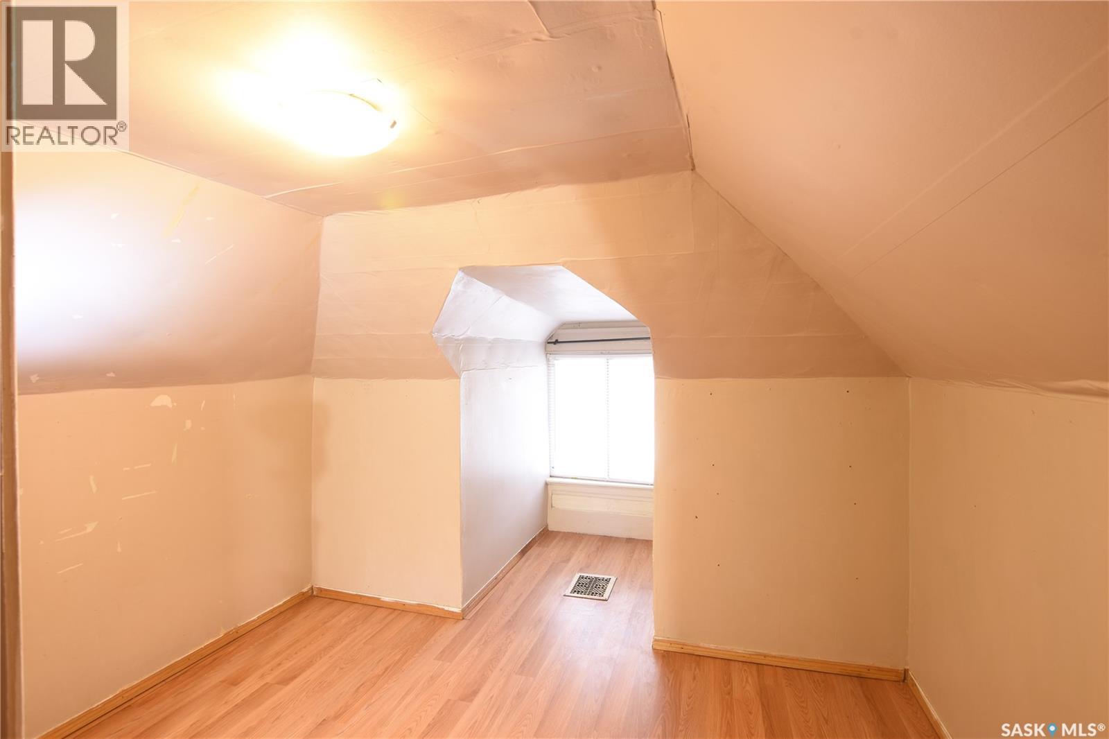 1712 Toronto Street, Regina, Saskatchewan  S4P 1M4 - Photo 15 - SK051159
