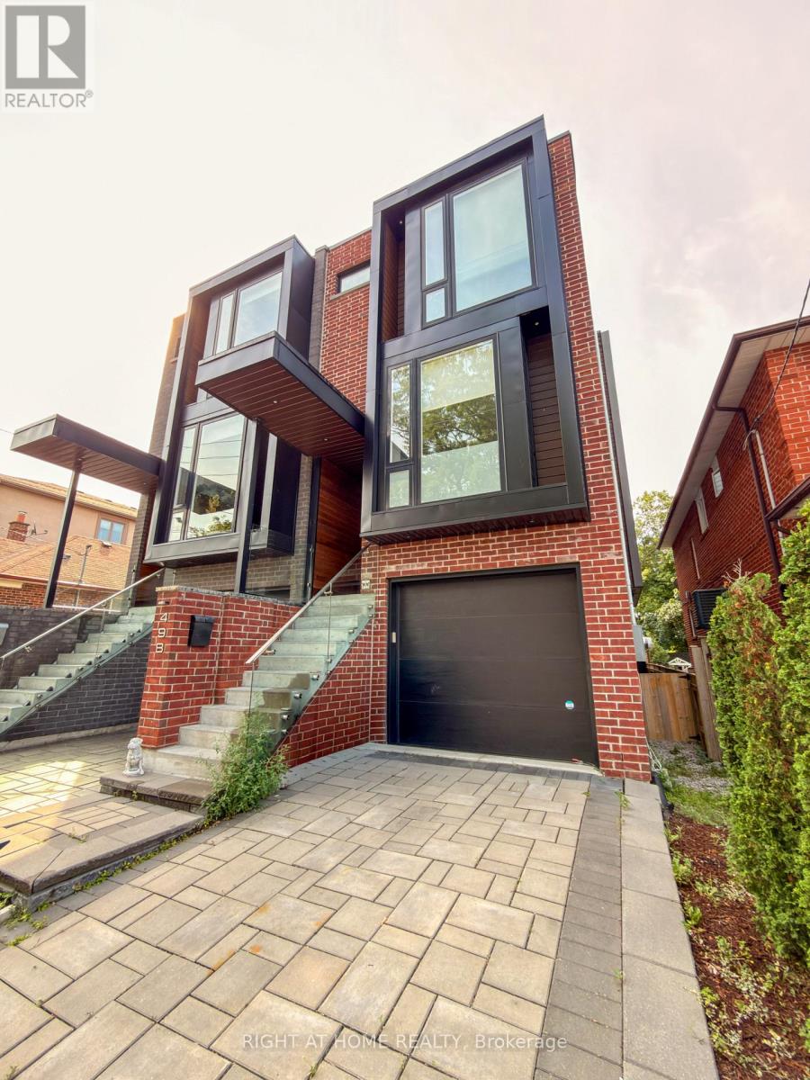 LOWER - 49 B EAST DRIVE, Toronto, Ontario