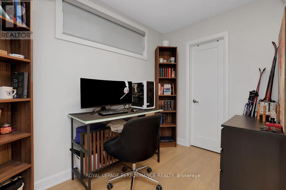 D - 415 Tweedsmuir Avenue, Ottawa, Ontario  K1Z 5N6 - Photo 9 - X14079736
