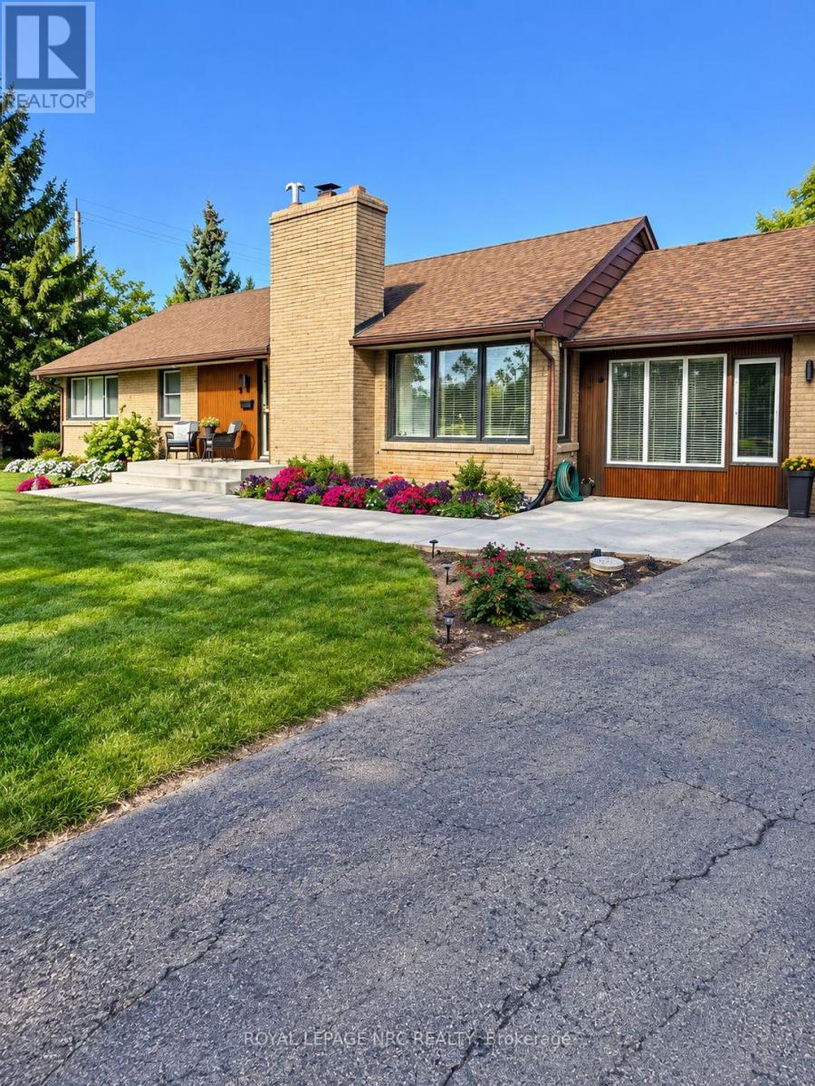 24 Munro Street, Thorold, Ontario  L2V 2V8 - Photo 3 - X14070672