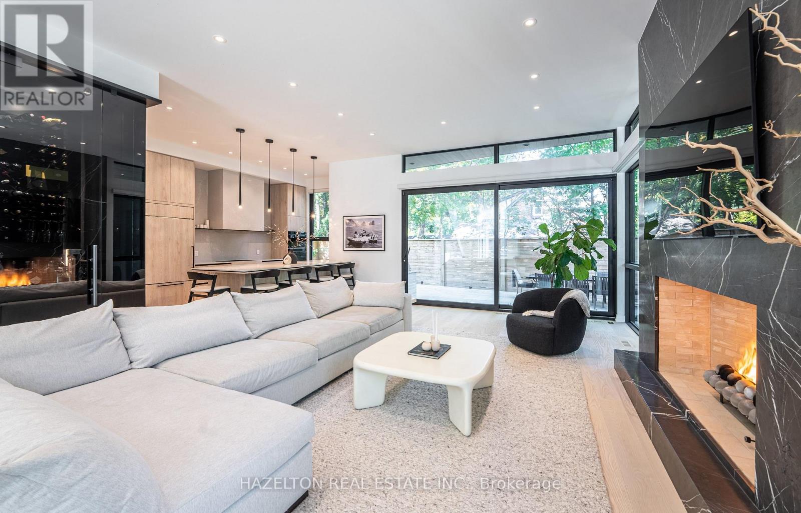 30 Harley Avenue, Toronto, Ontario  M5M 2R5 - Photo 6 - C14038318
