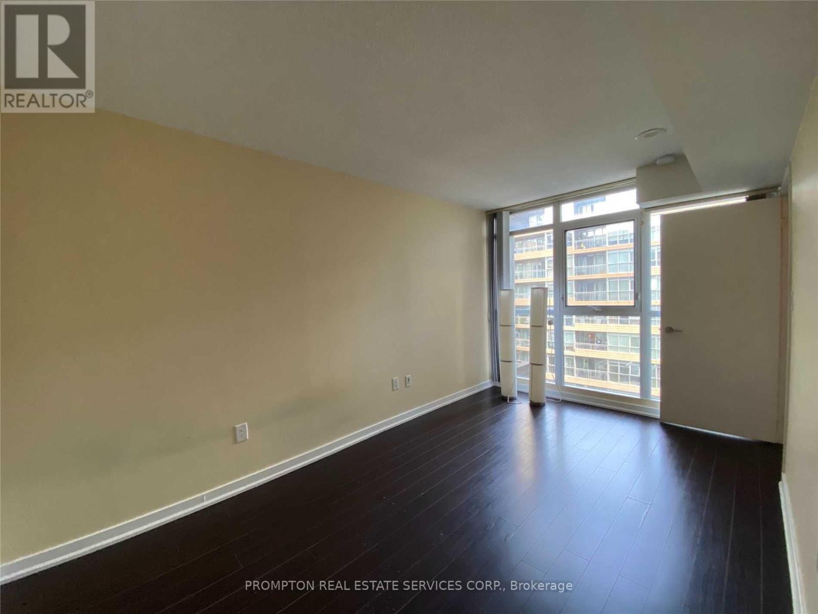 731 - 15 Iceboat Terrace, Toronto, Ontario  M5V 4A5 - Photo 13 - C14041394