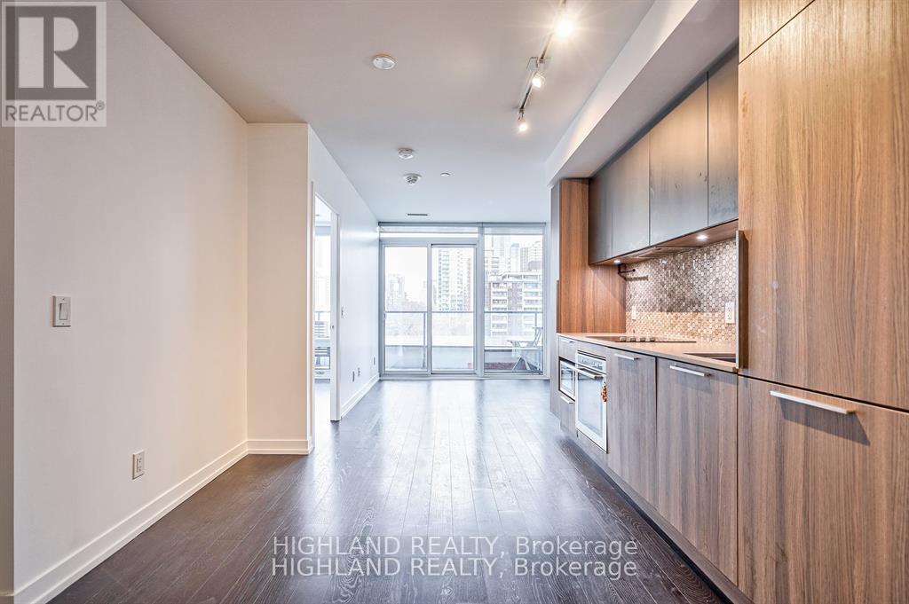 818 - 85 Wood Street, Toronto, Ontario  M4Y 0E8 - Photo 3 - C14048228