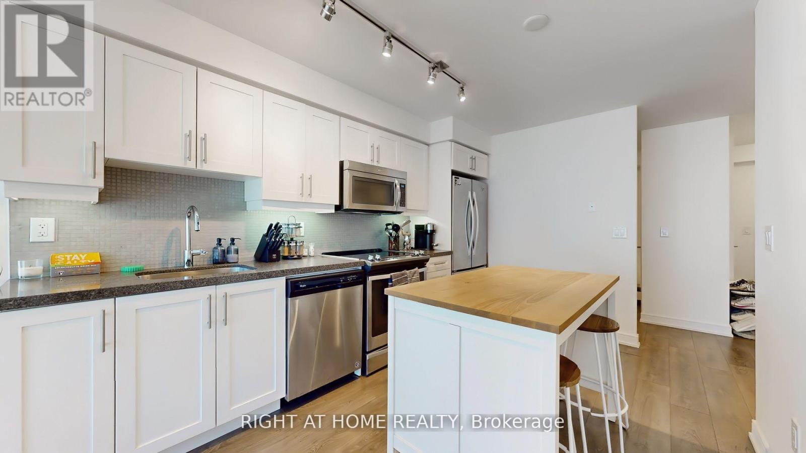 1223 - 525 Adelaide Street W, Toronto, Ontario  M5V 0N7 - Photo 5 - C14077402