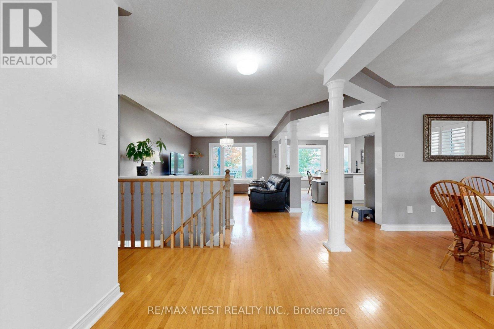 11 Brand Court, Ajax, Ontario  L1Z 1E7 - Photo 6 - E14079730