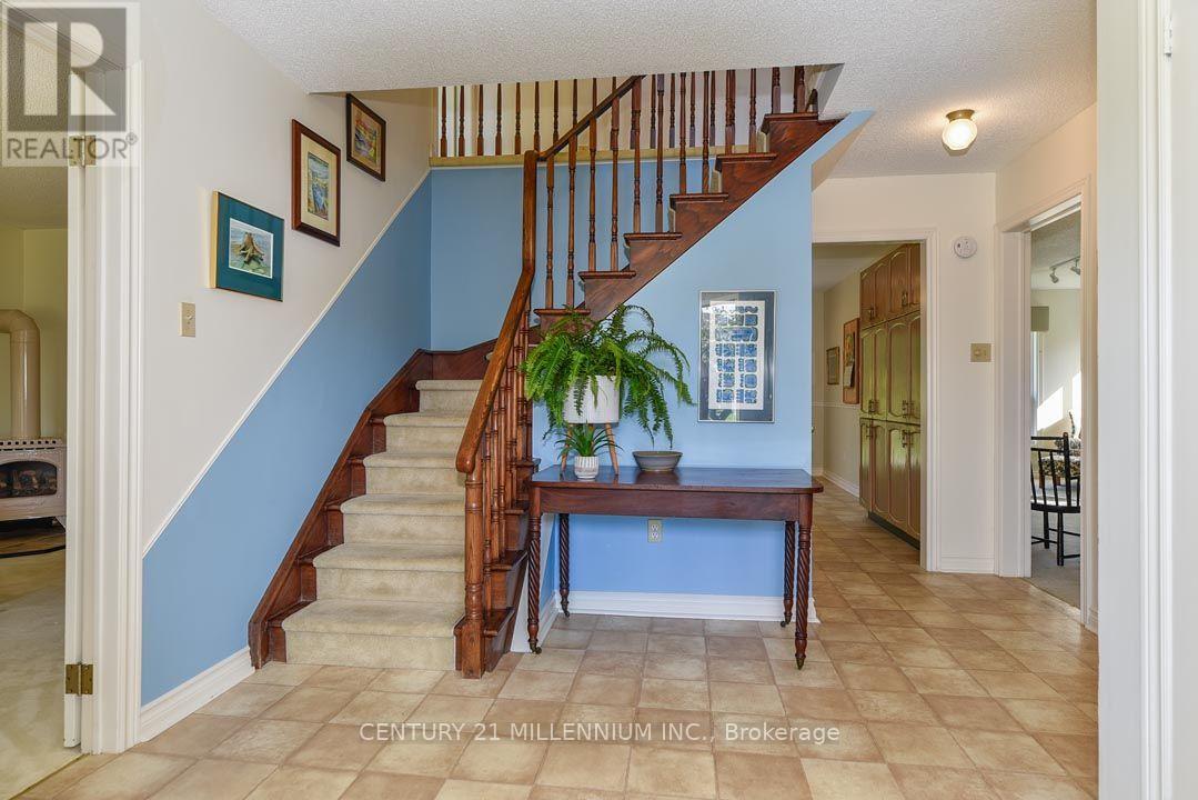 5 Snowberry Court, Caledon, Ontario  L7K 0B5 - Photo 12 - W14034844