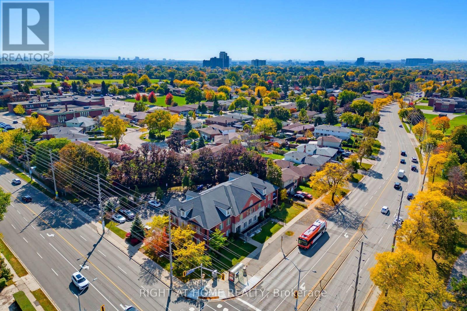 960 Bloor Street, Mississauga, Ontario  L4Y 2N1 - Photo 29 - W14036384