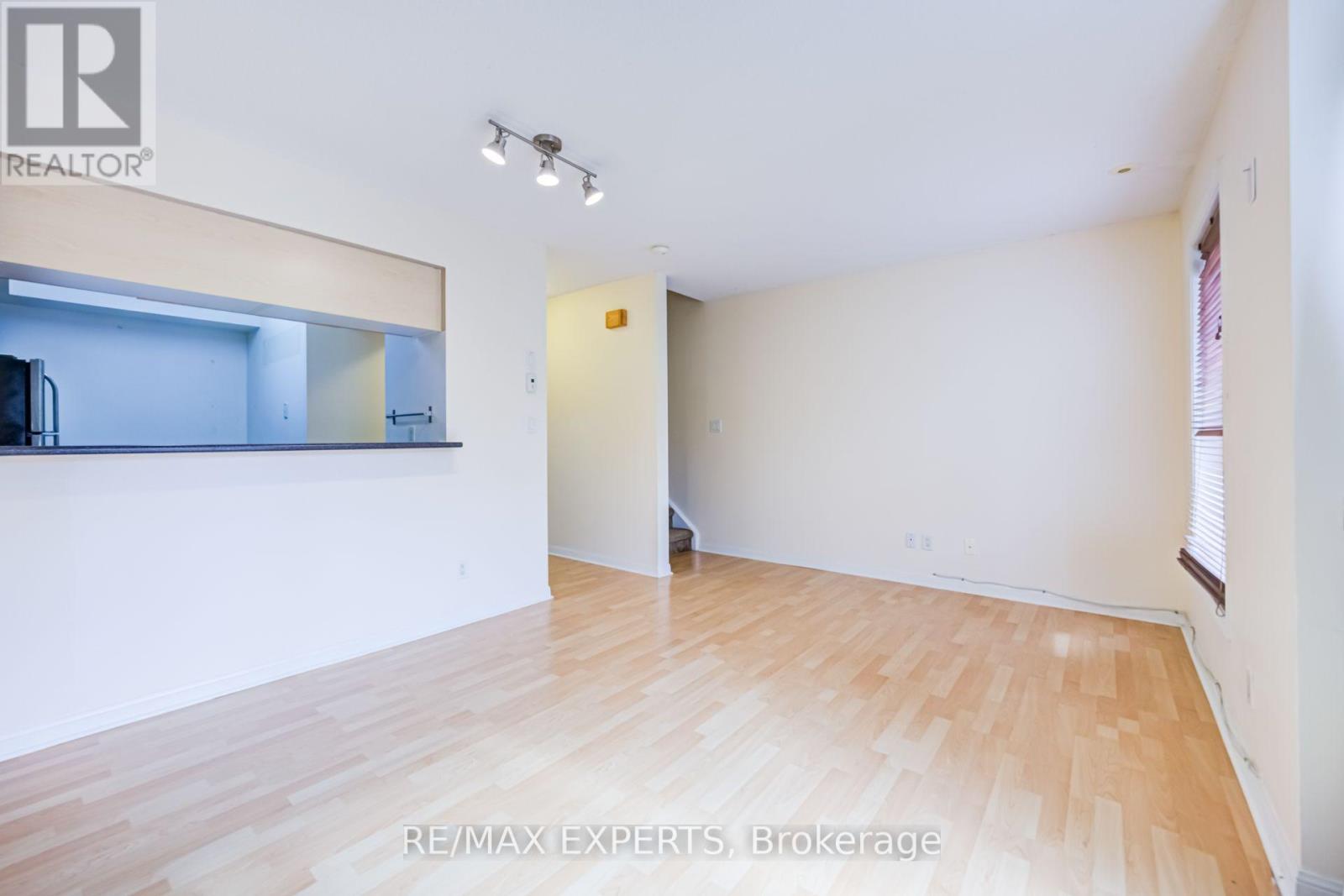104 - 3 Everson Drive, Toronto, Ontario  M2N 7C2 - Photo 5 - C14079742