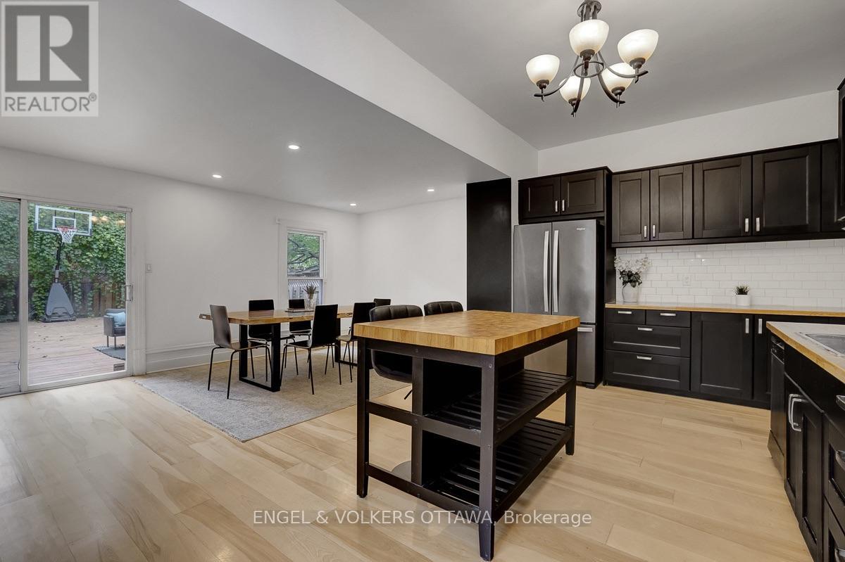 217 Florence Street E, Ottawa, Ontario  K1R 5N5 - Photo 13 - X14079794