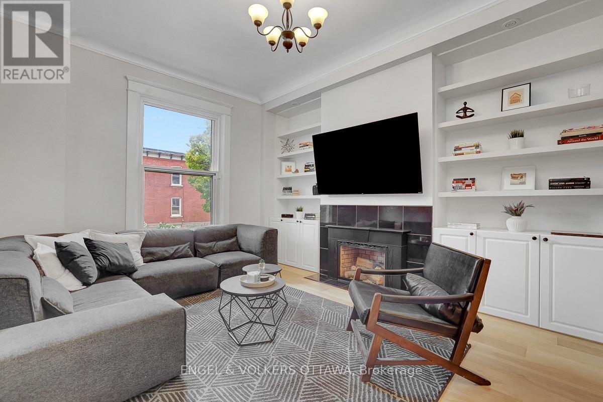 217 Florence Street E, Ottawa, Ontario K1R 5N5 - Photo 4 - X14079794