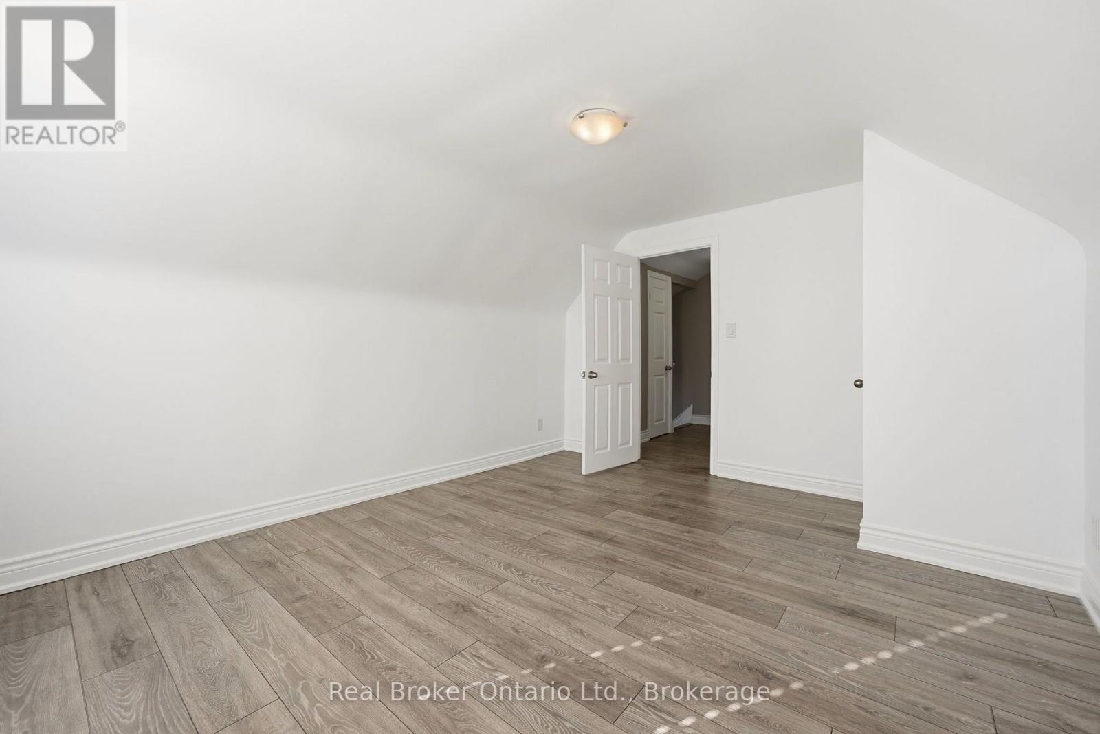 178 East 15th Street, Hamilton, Ontario  L9A 4G1 - Photo 17 - X14079768