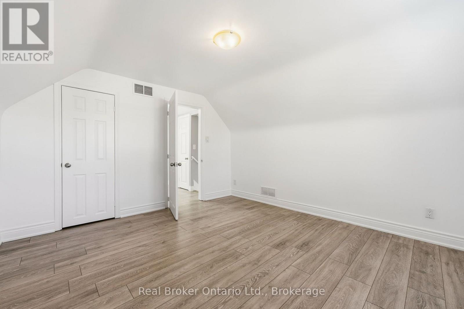 178 East 15th Street, Hamilton, Ontario  L9A 4G1 - Photo 21 - X14079768