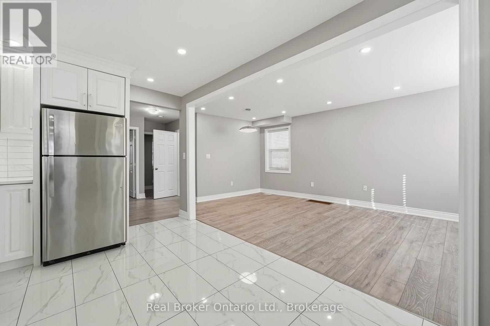 178 East 15th Street, Hamilton, Ontario  L9A 4G1 - Photo 6 - X14079768