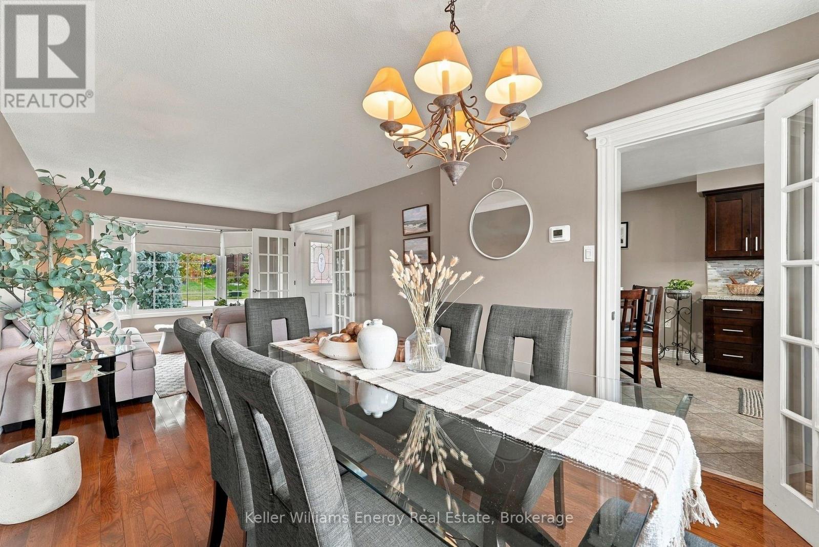 250 Glen Hill Drive, Whitby, Ontario L1N 7J8 - Photo 9 - E14079808