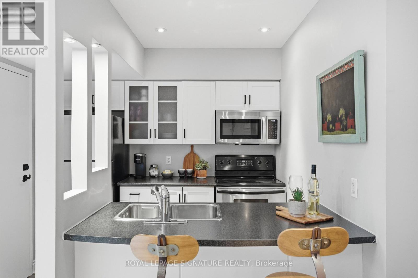 1021 - 54 East Liberty Street, Toronto, Ontario  M6K 3P3 - Photo 10 - C14079806