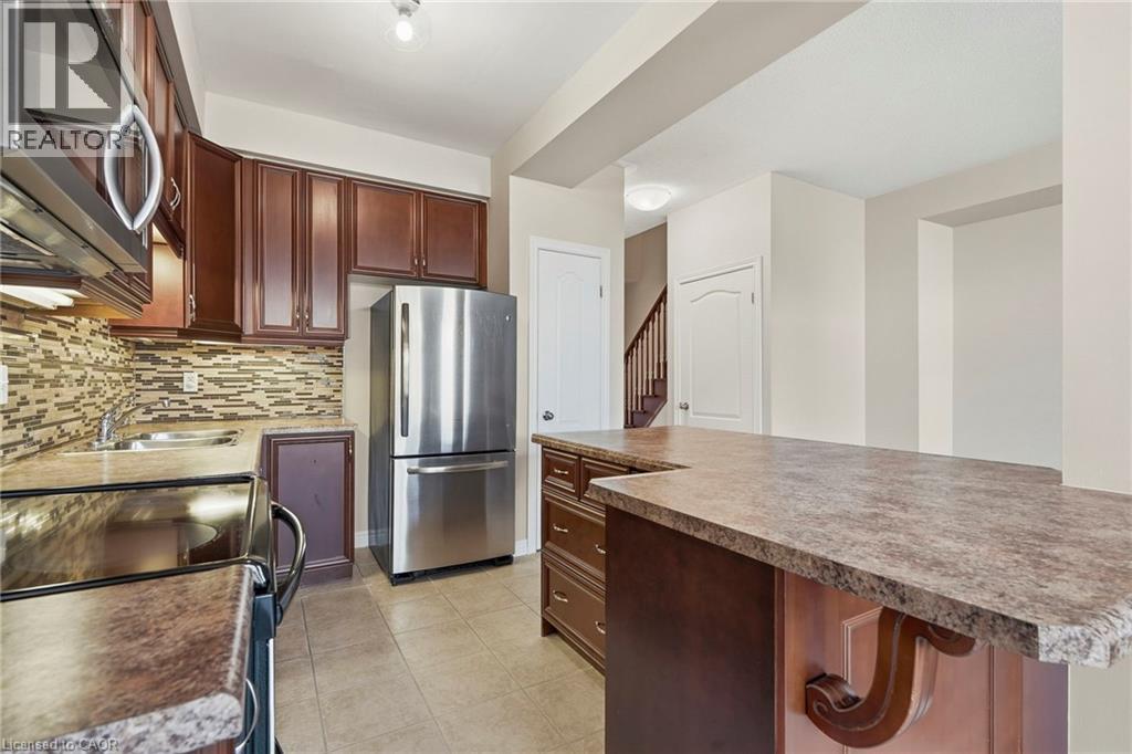 108 Marina Point Crescent, Stoney Creek, Ontario  L8E 0E4 - Photo 5 - 40866192