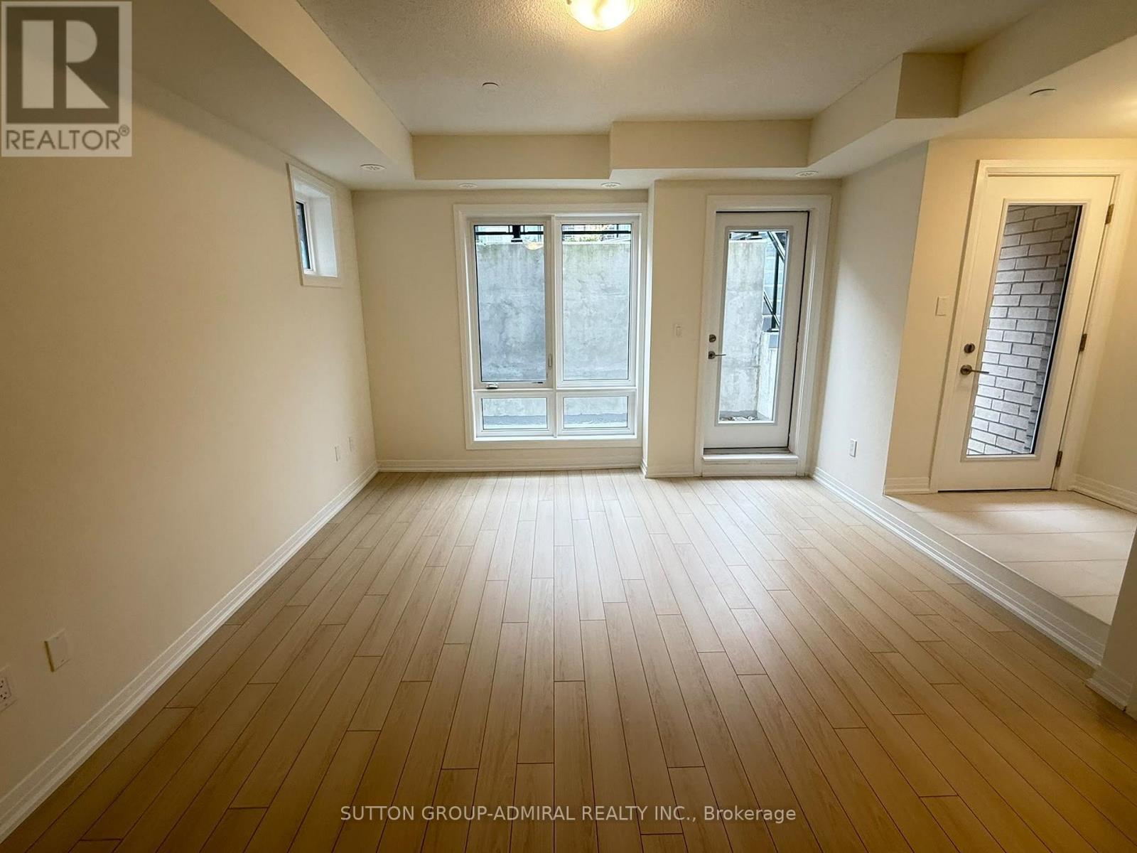 19 - 235 Mclevin Avenue, Toronto, Ontario  M1B 1E7 - Photo 5 - E14079754