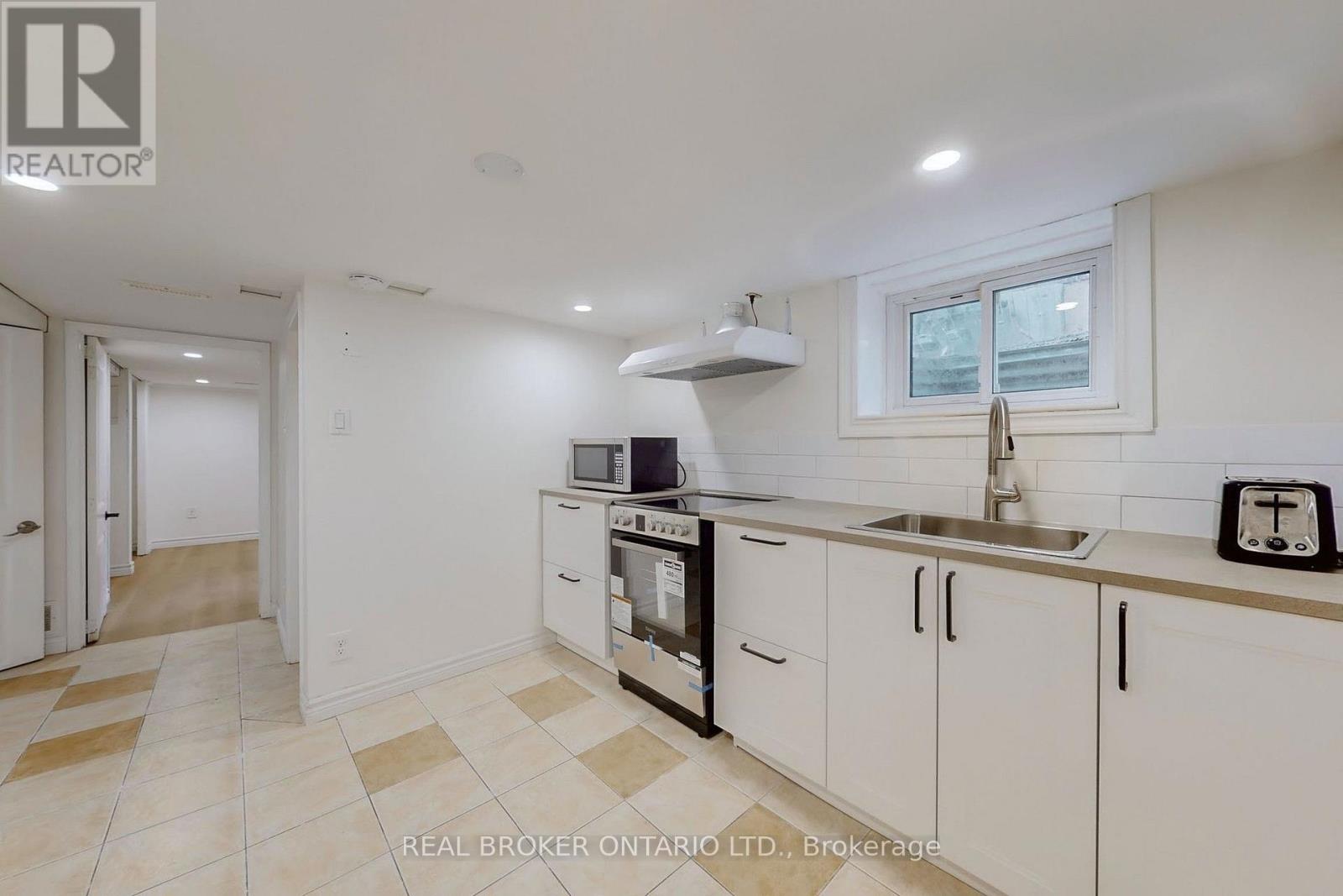 Basement - 164 William Street, Toronto, Ontario  M9N 2H1 - Photo 3 - W14079802