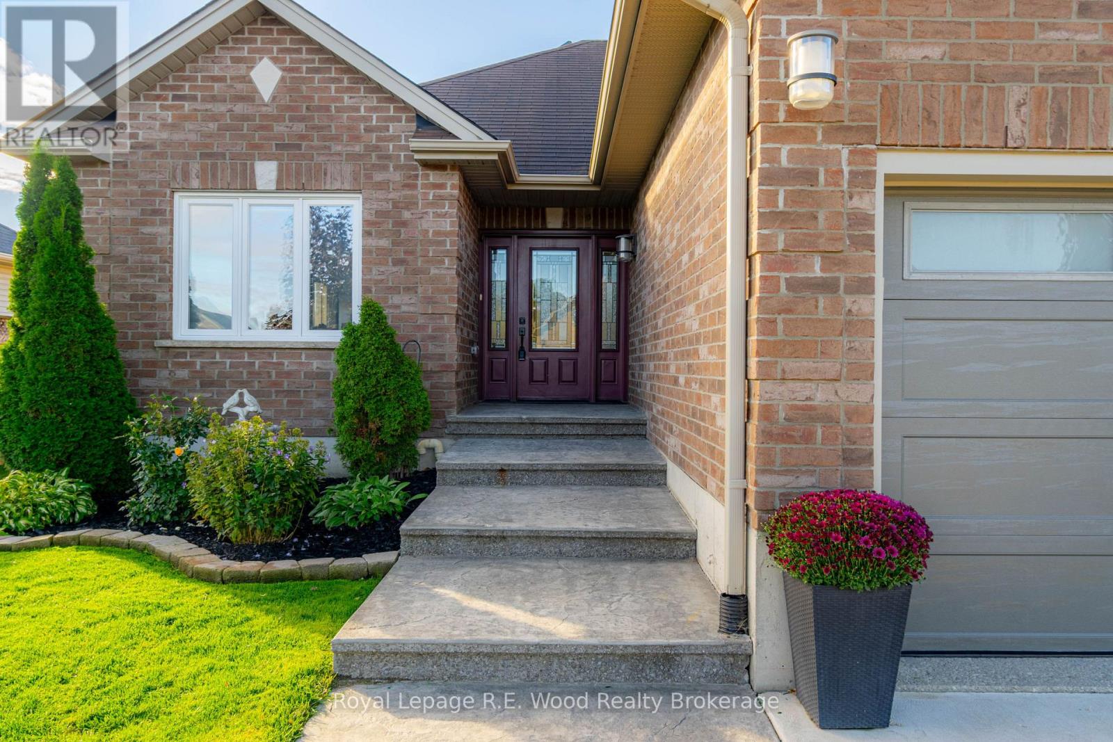 9 Pollard Street, Norwich, Ontario  N0J 1P0 - Photo 3 - X13865470