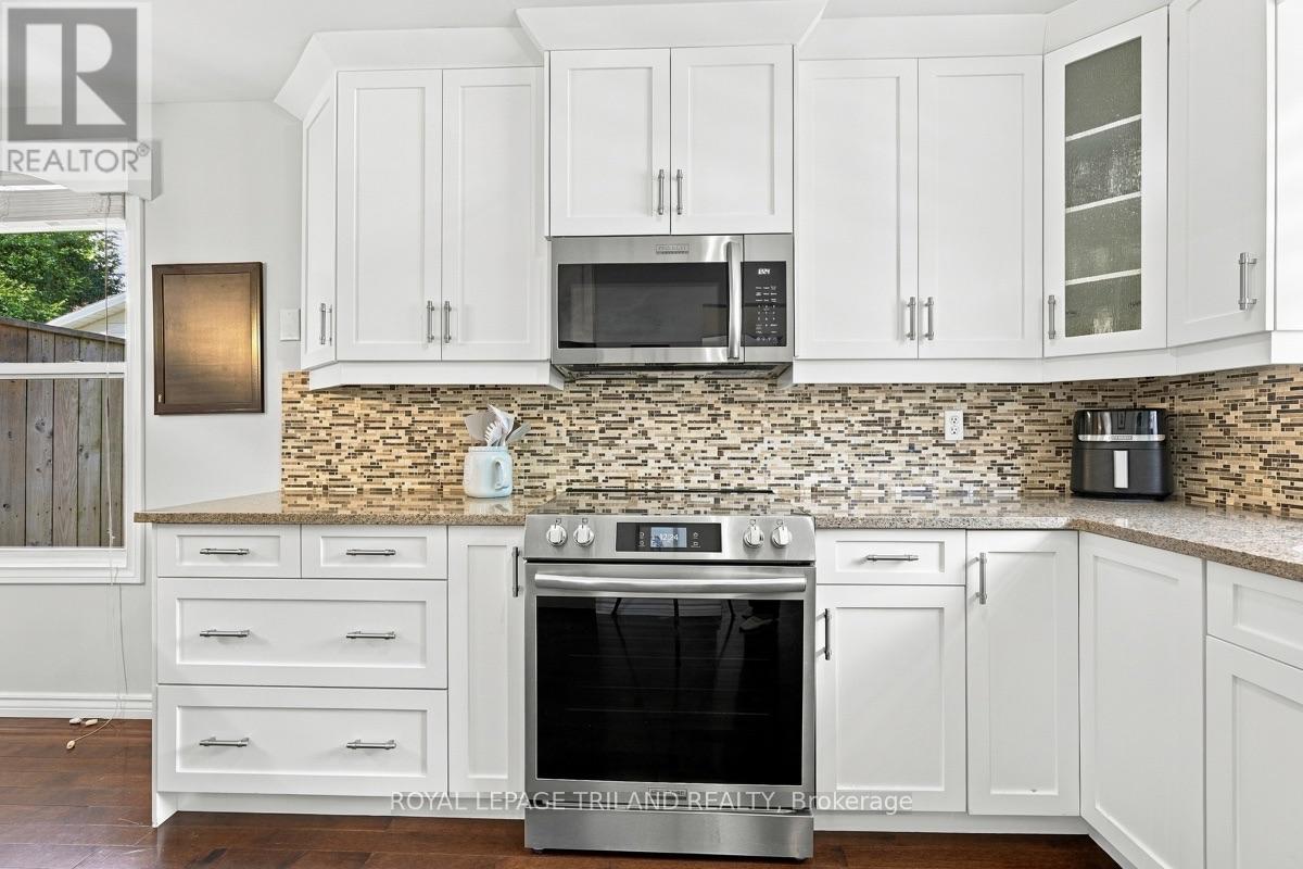 1345 Aldersbrook Road, London North, Ontario  N6G 3J1 - Photo 11 - X14079830