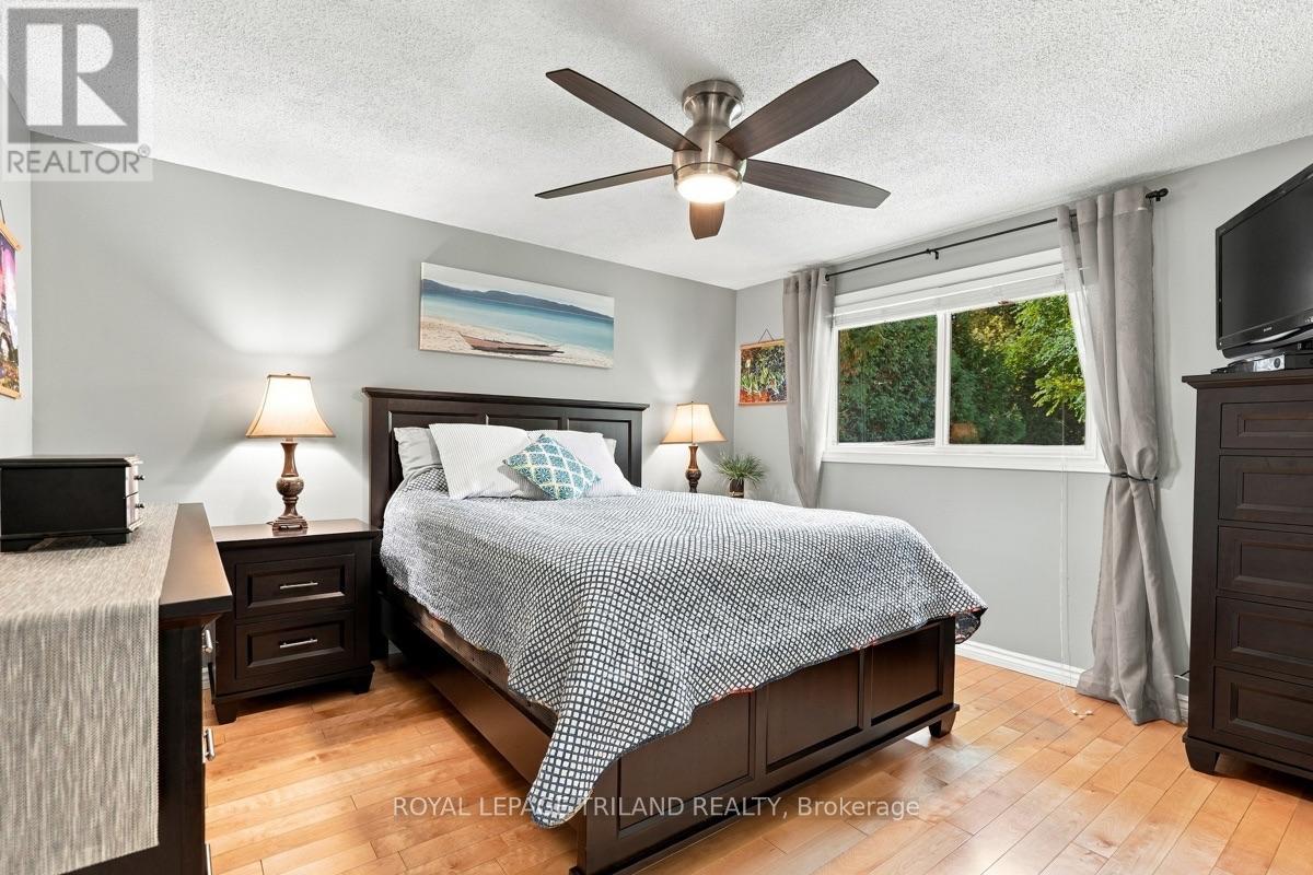 1345 Aldersbrook Road, London North, Ontario  N6G 3J1 - Photo 18 - X14079830