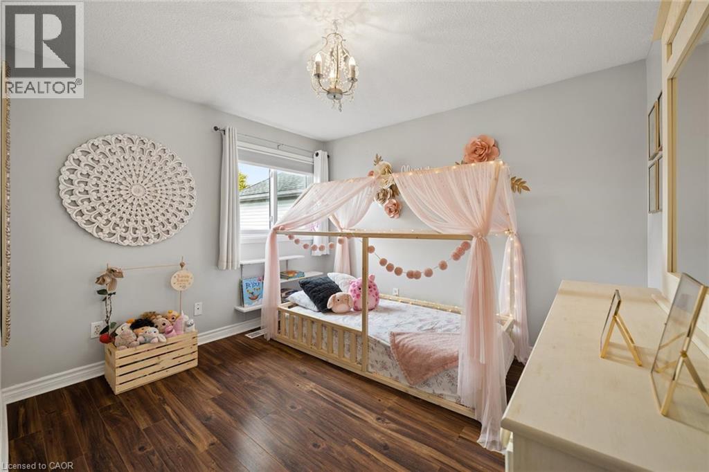 822 Whitecap Avenue, Waterloo, Ontario  N2K 4L4 - Photo 28 - 40870359