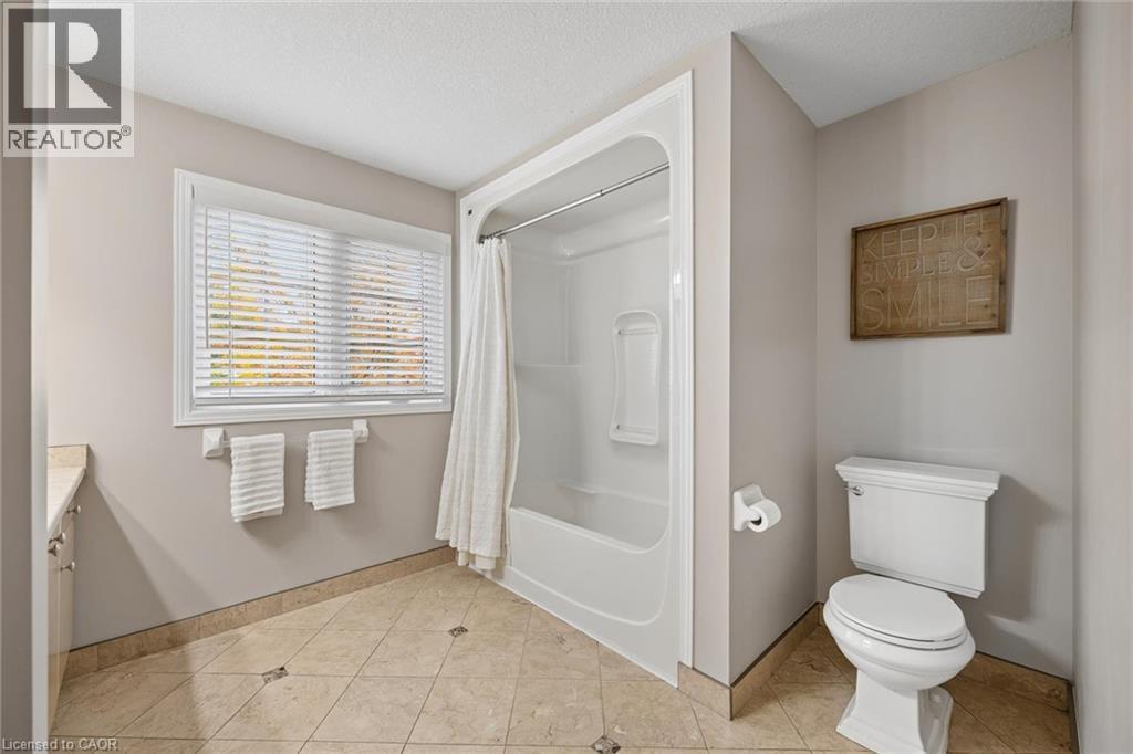 822 Whitecap Avenue, Waterloo, Ontario  N2K 4L4 - Photo 25 - 40870359