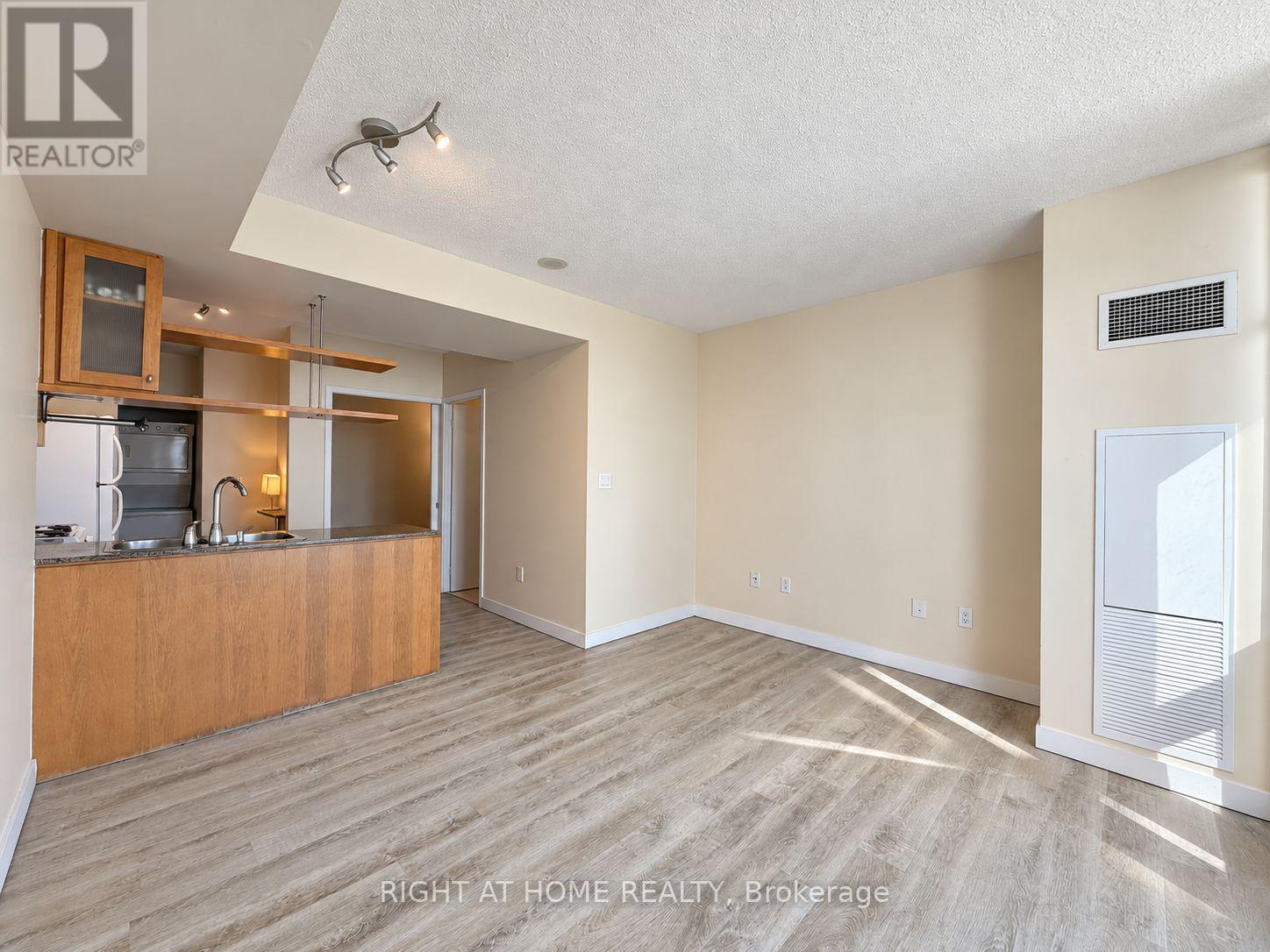2905 - 35 Mariner Terrace, Toronto, Ontario  M5V 3V9 - Photo 7 - C14079838