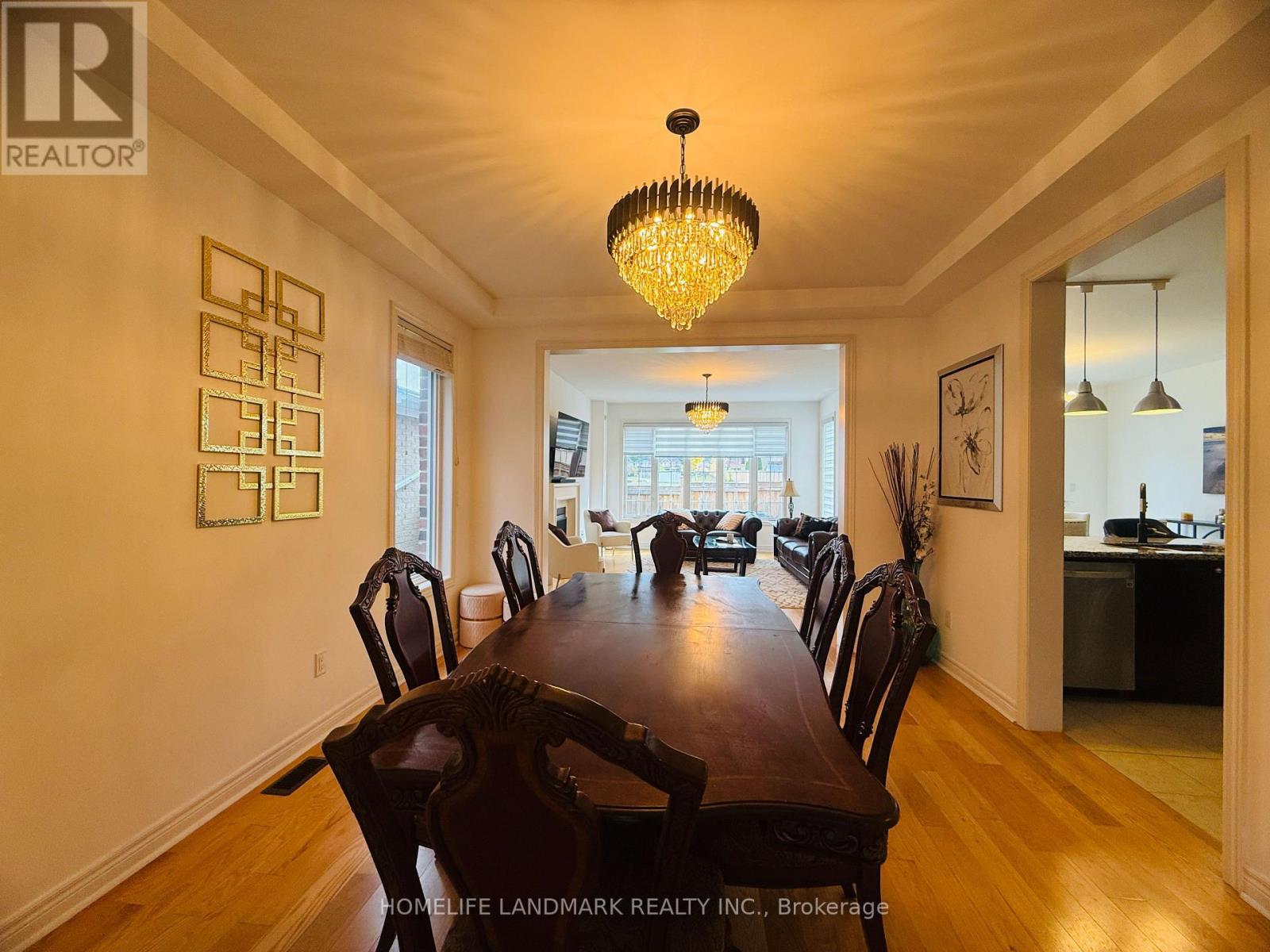 51 Cobb Street, Aurora, Ontario  L4G 0W7 - Photo 4 - N14079824