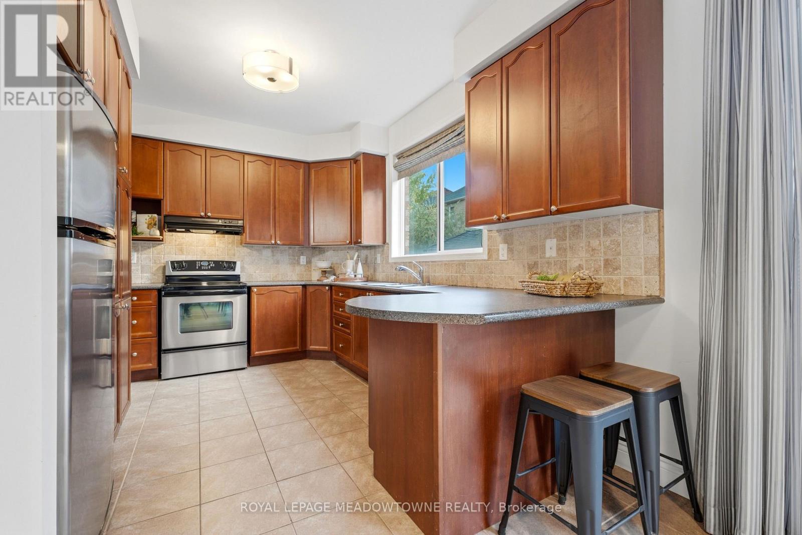 721 Switzer Crescent, Milton, Ontario  L9T 0H3 - Photo 14 - W14079848