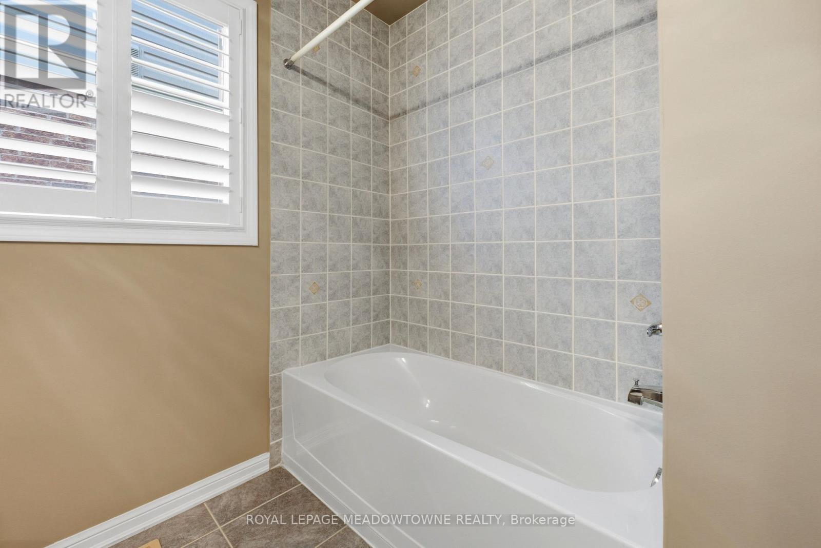 721 Switzer Crescent, Milton, Ontario  L9T 0H3 - Photo 39 - W14079848