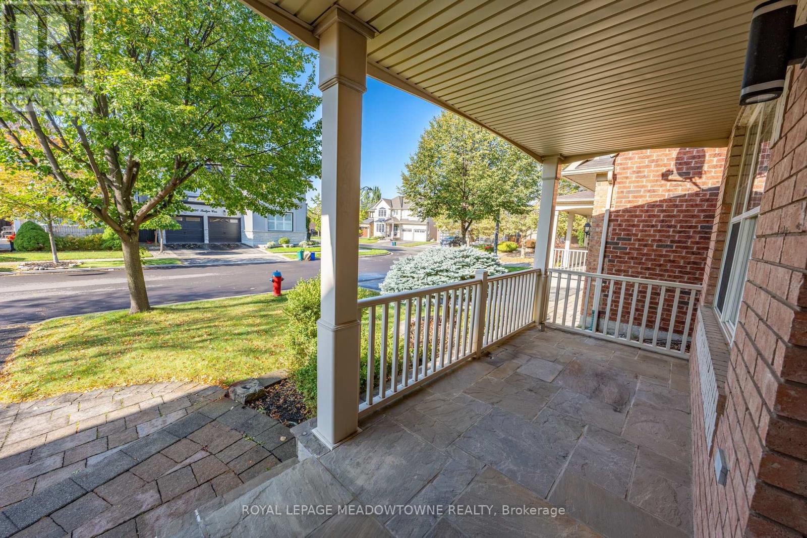 721 Switzer Crescent, Milton, Ontario  L9T 0H3 - Photo 4 - W14079848