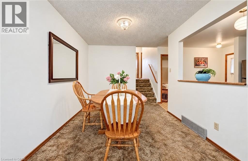 15 Uxbridge Crescent, Kitchener, Ontario  N2E 2S2 - Photo 7 - 40868397