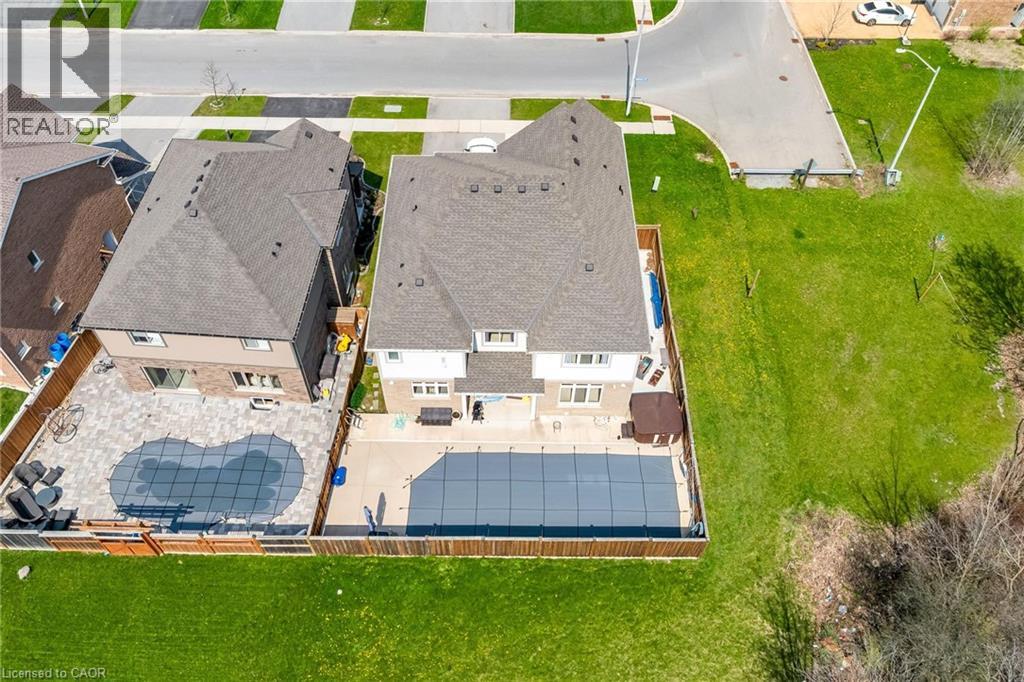 1 Elderberry Road, Thorold, Ontario  L2V 0E7 - Photo 38 - 40869234