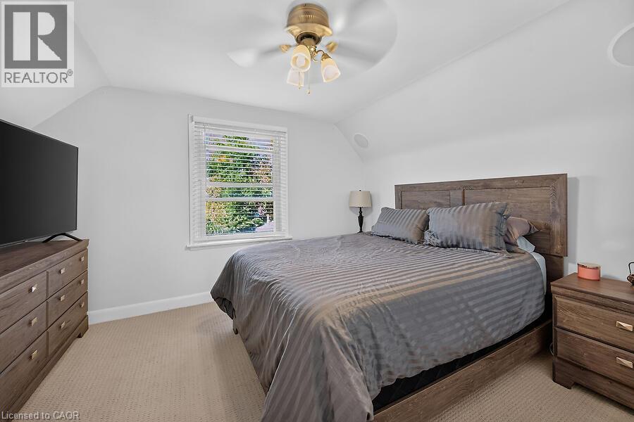 202 East 26th Street, Hamilton, Ontario  L8V 3C8 - Photo 24 - 40871392