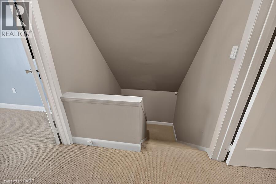 202 East 26th Street, Hamilton, Ontario  L8V 3C8 - Photo 29 - 40871392