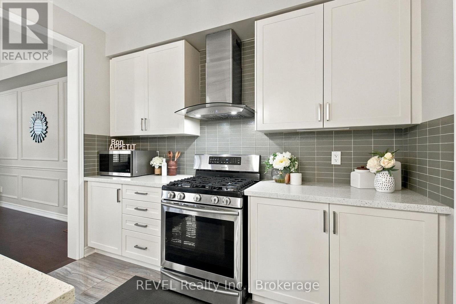 127 Cathedral Drive, Whitby, Ontario  L1R 3L9 - Photo 13 - E14079920