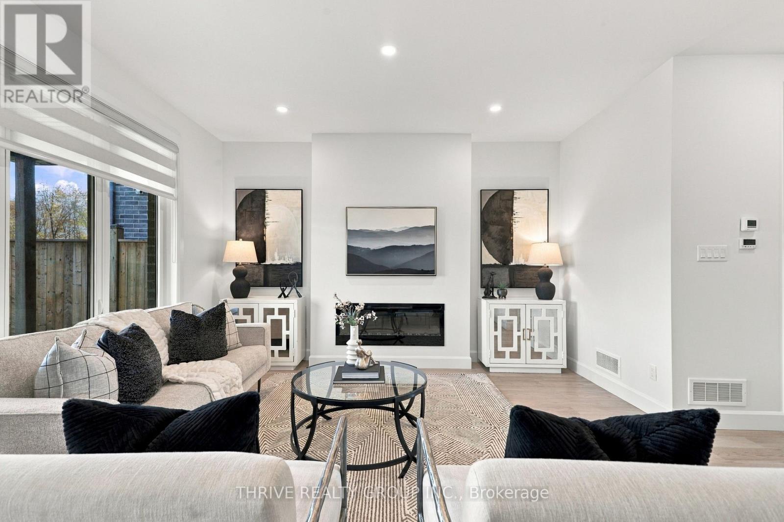 3856 Ayrshire Avenue, London South, Ontario  N6P 0J8 - Photo 3 - X14079874